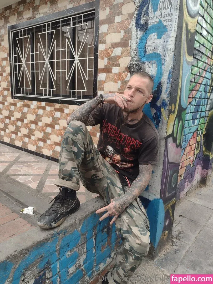 fallenmaster69 / fallenmoon13 Onlyfans Photo Gallery 