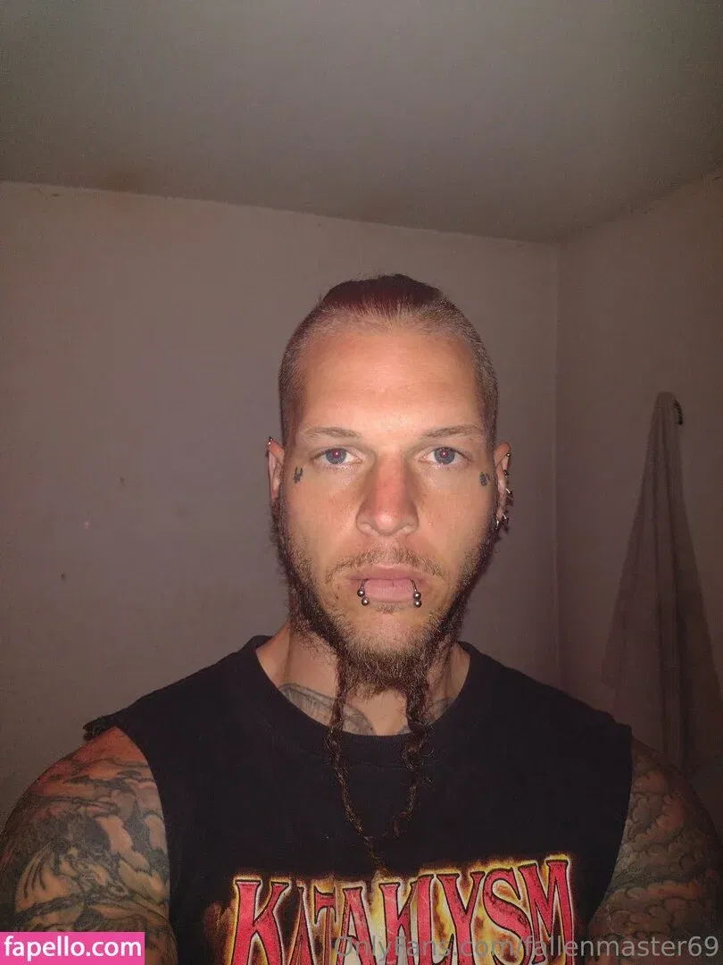 fallenmaster69 / fallenmoon13 Onlyfans Photo Gallery 