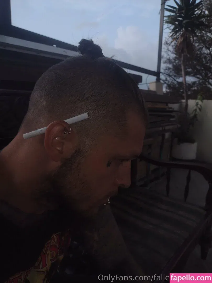 fallenmaster69 / fallenmoon13 Onlyfans Photo Gallery 