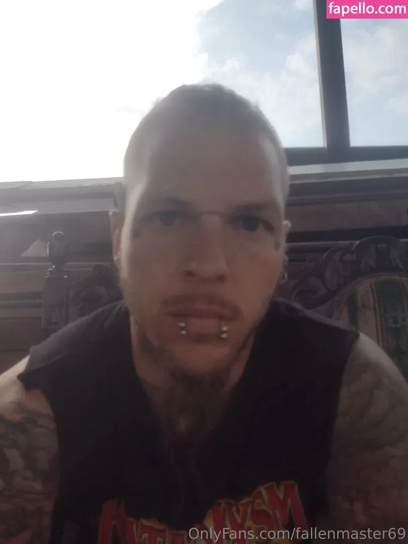 fallenmaster69 / fallenmoon13 Onlyfans Photo Gallery 