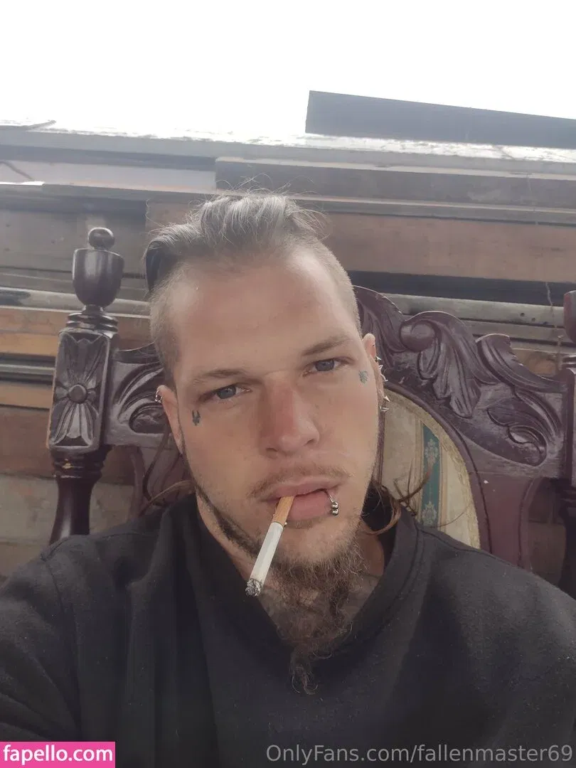 fallenmaster69 / fallenmoon13 Onlyfans Photo Gallery 