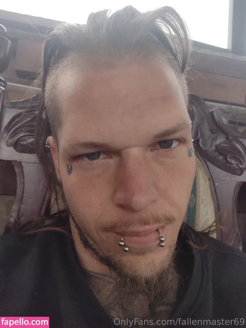 fallenmaster69 / fallenmoon13 Onlyfans Photo Gallery 