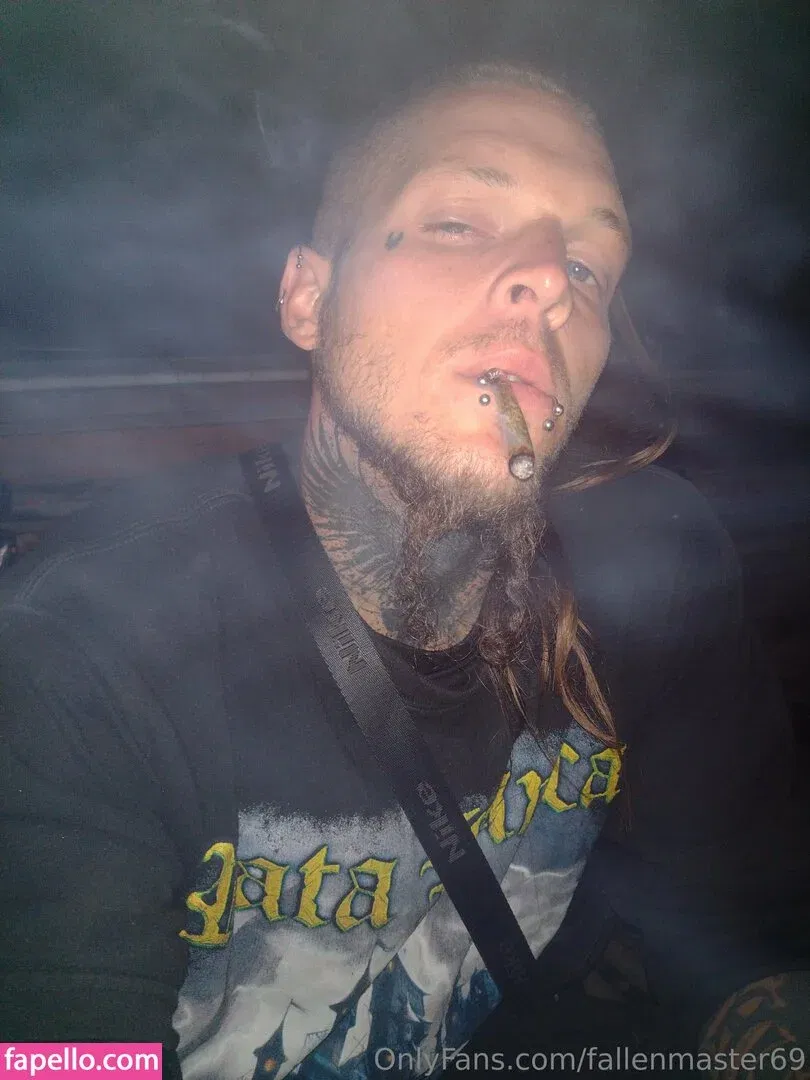 fallenmaster69 / fallenmoon13 Onlyfans Photo Gallery 