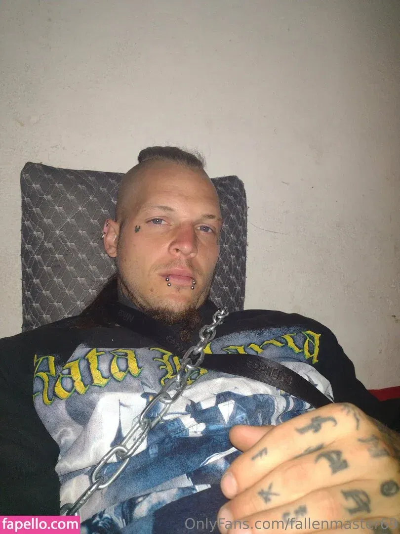 fallenmaster69 / fallenmoon13 Onlyfans Photo Gallery 