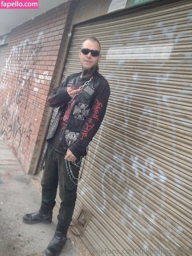 fallenmaster69 / fallenmoon13 Onlyfans Photo Gallery 