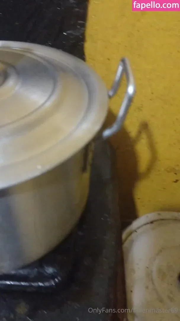 fallenmaster69 / fallenmoon13 Onlyfans Photo Gallery 