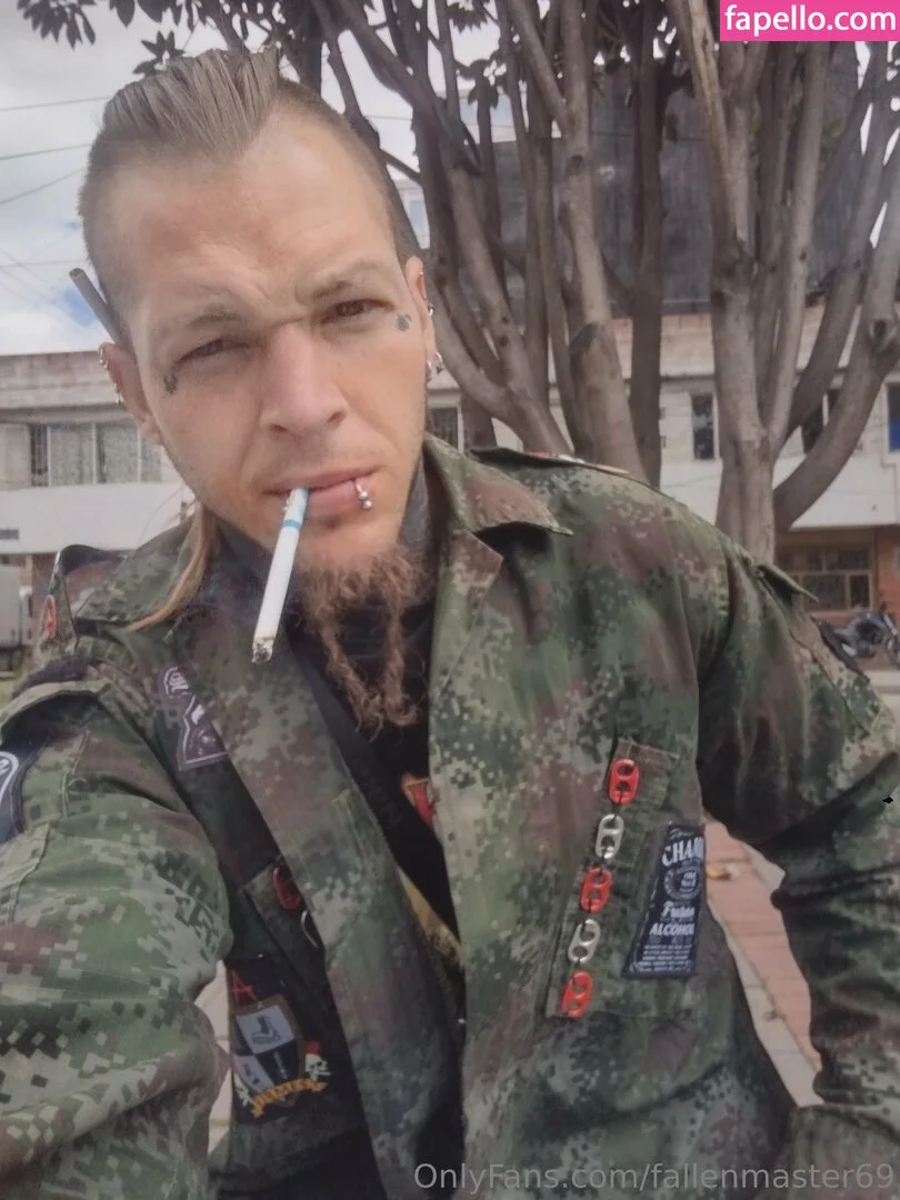 fallenmaster69 / fallenmoon13 Onlyfans Photo Gallery 