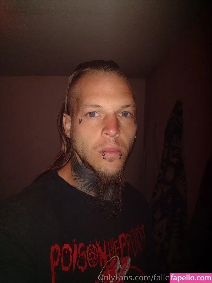 fallenmaster69 / fallenmoon13 Onlyfans Photo Gallery 