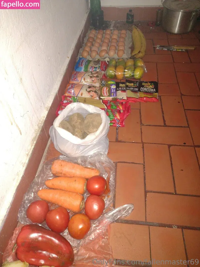 fallenmaster69 / fallenmoon13 Onlyfans Photo Gallery 