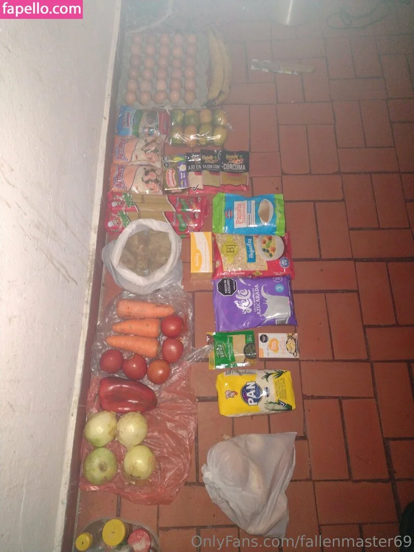 fallenmaster69 / fallenmoon13 Onlyfans Photo Gallery 