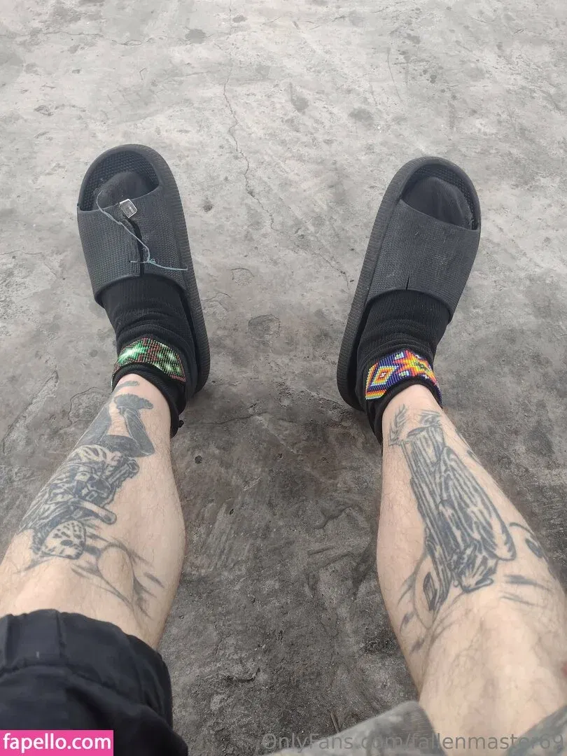 fallenmaster69 / fallenmoon13 Onlyfans Photo Gallery 