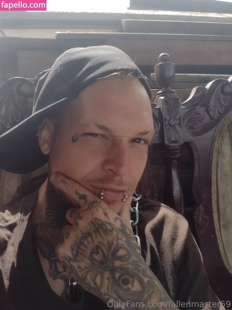 fallenmaster69 / fallenmoon13 Onlyfans Photo Gallery 
