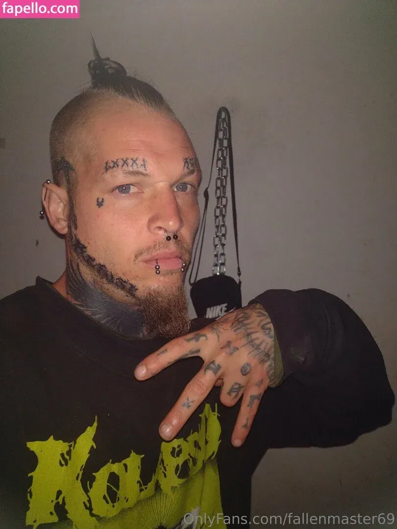 fallenmaster69 / fallenmoon13 Onlyfans Photo Gallery 