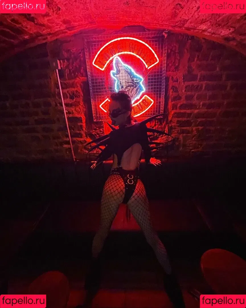 Bambi Thug / bambiethug / cocostrokes1 Onlyfans Photo Gallery 