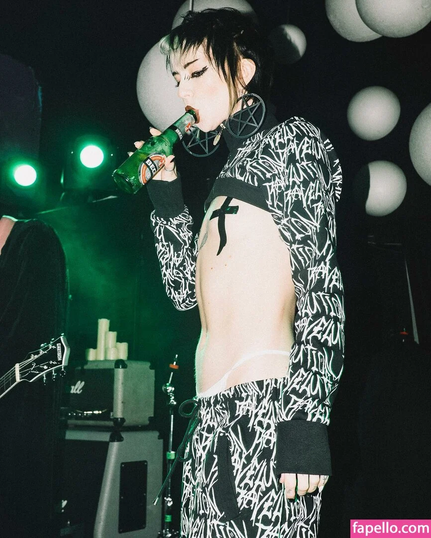 Bambi Thug / bambiethug / cocostrokes1 Onlyfans Photo Gallery 