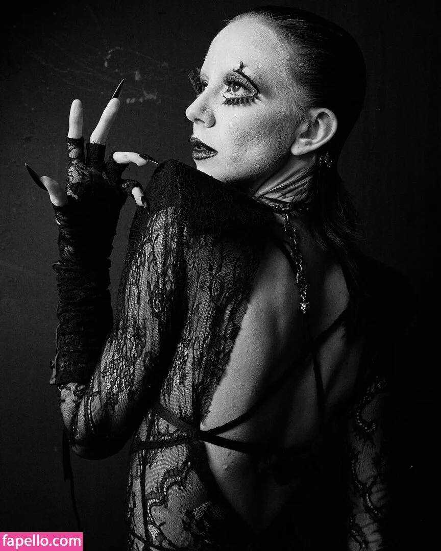 Bambi Thug / bambiethug / cocostrokes1 Onlyfans Photo Gallery 