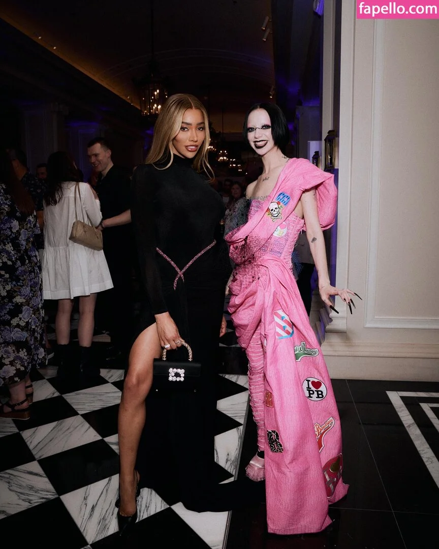 Bambi Thug / bambiethug / cocostrokes1 Onlyfans Photo Gallery 