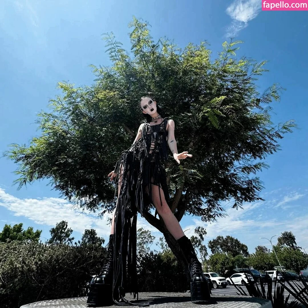 Bambi Thug / bambiethug / cocostrokes1 Onlyfans Photo Gallery 