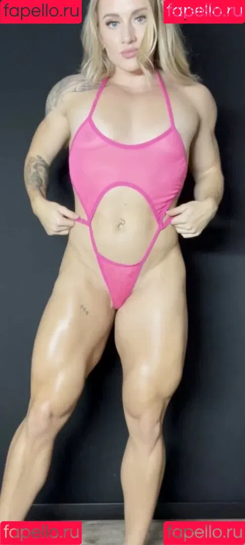 / Emily Nosler / emfit_wild / emfitwild / emnoz_44 Onlyfans Photo Gallery 