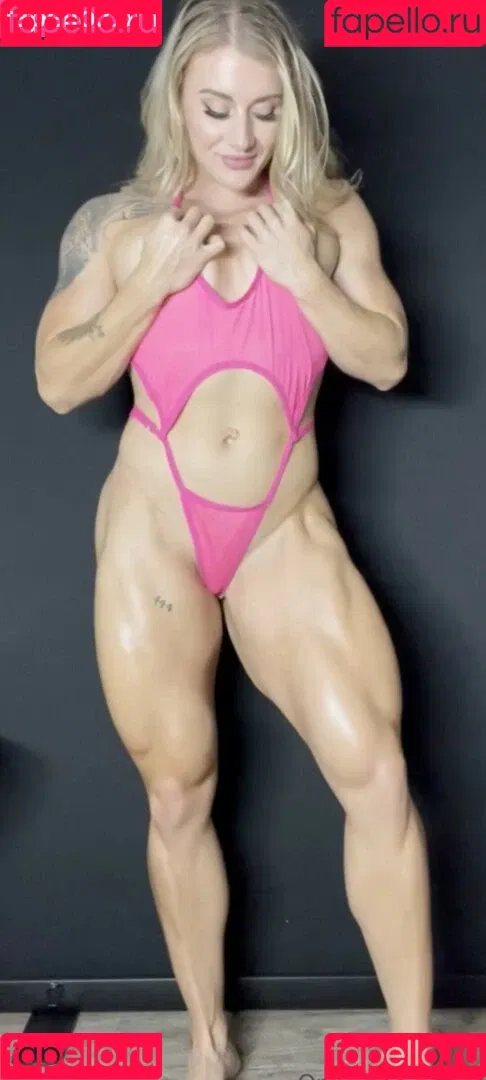 / Emily Nosler / emfit_wild / emfitwild / emnoz_44 Onlyfans Photo Gallery 