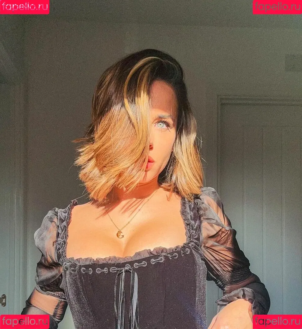 Georgia May Foote / georgiafoote / georgiamay112 Onlyfans Photo Gallery 