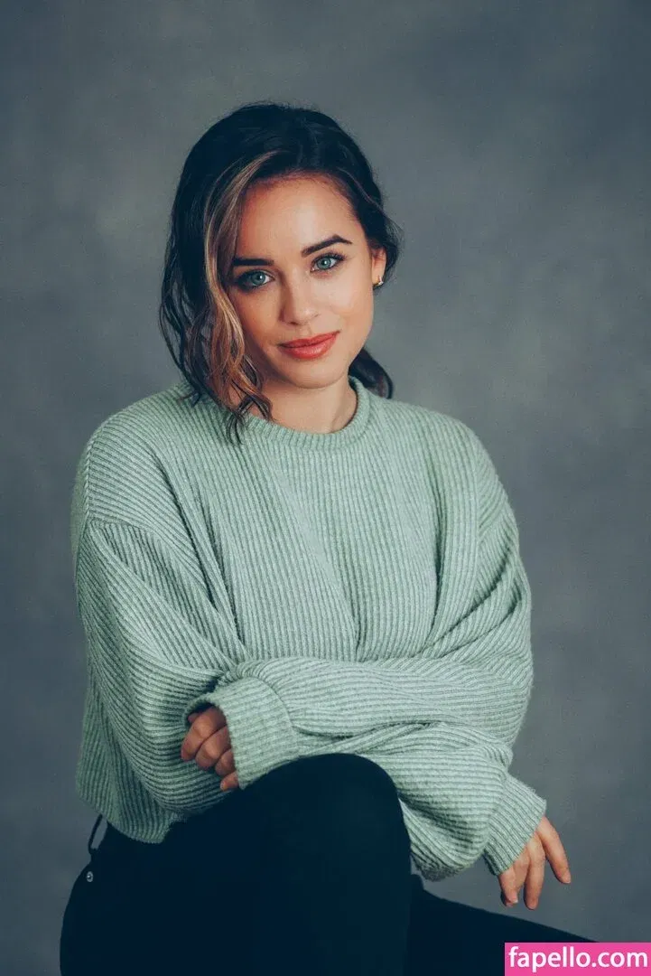 Georgia May Foote / georgiafoote / georgiamay112 Onlyfans Photo Gallery 