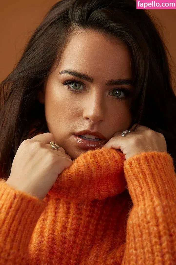 Georgia May Foote / georgiafoote / georgiamay112 Onlyfans Photo Gallery 