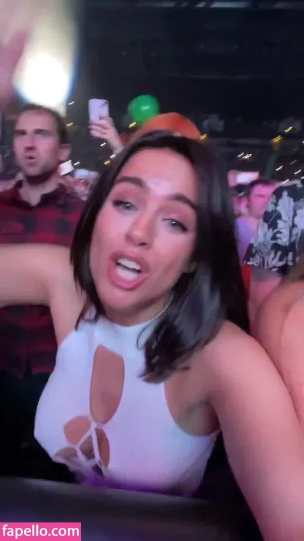 Georgia May Foote / georgiafoote / georgiamay112 Onlyfans Photo Gallery 