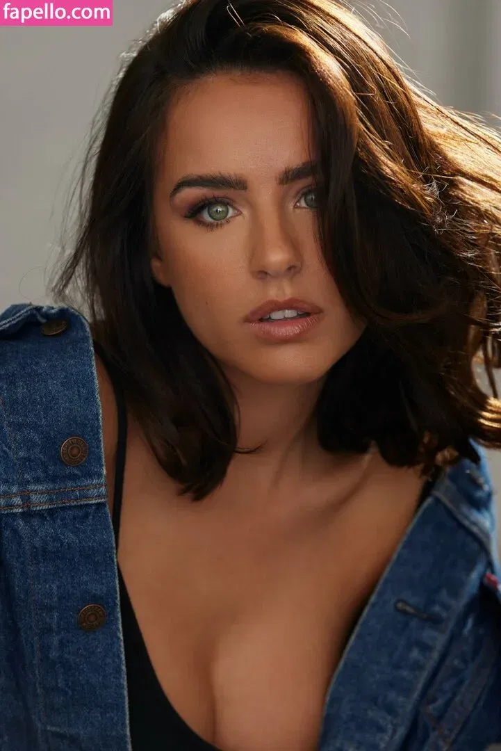 Georgia May Foote / georgiafoote / georgiamay112 Onlyfans Photo Gallery 