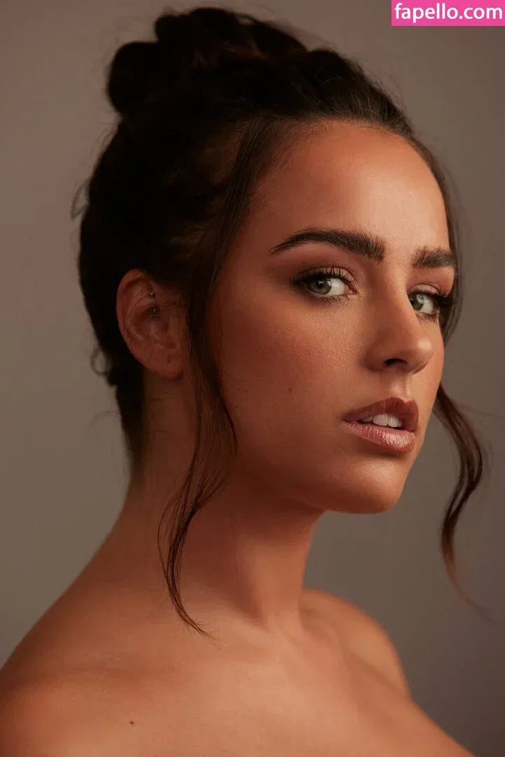Georgia May Foote / georgiafoote / georgiamay112 Onlyfans Photo Gallery 