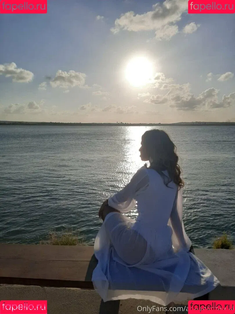 _anne_stos / anneganzarolli Onlyfans Photo Gallery 