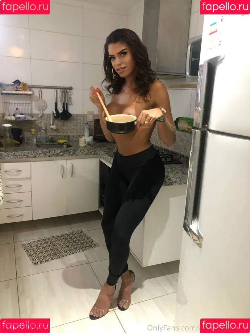 _anne_stos / anneganzarolli Onlyfans Photo Gallery 