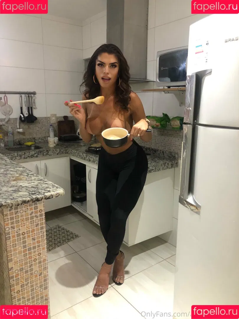 _anne_stos / anneganzarolli Onlyfans Photo Gallery 