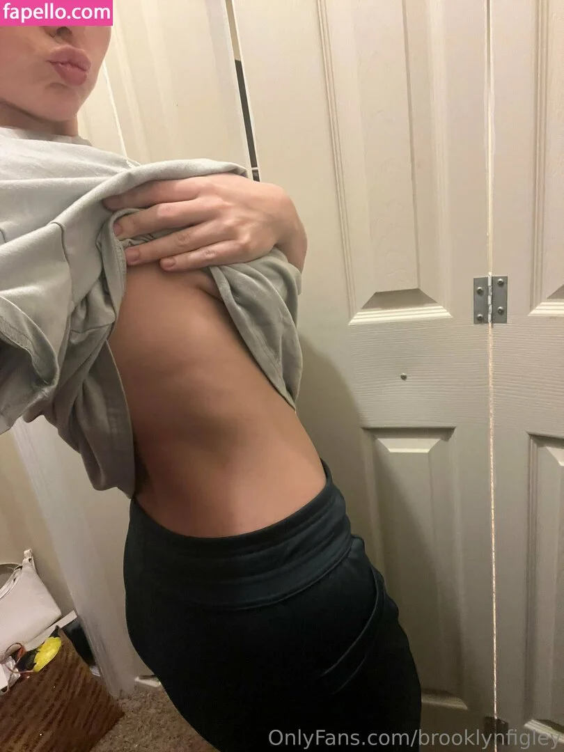 Brooklyn Figley / Brooklyn_Figley Onlyfans Photo Gallery 