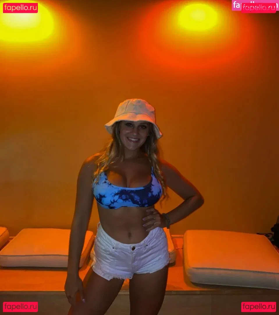 Gracie Diewald Onlyfans Photo Gallery 