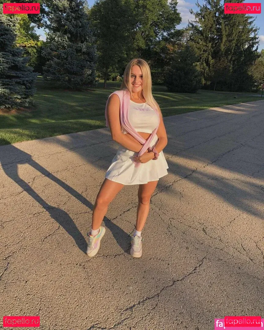 Gracie Diewald Onlyfans Photo Gallery 