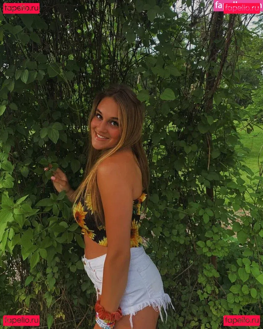 Gracie Diewald Onlyfans Photo Gallery 