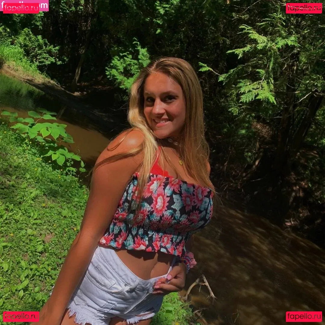 Gracie Diewald Onlyfans Photo Gallery 