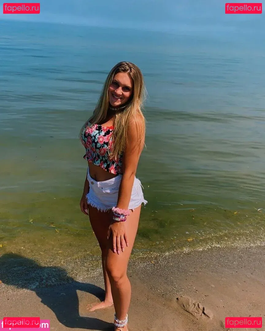 Gracie Diewald Onlyfans Photo Gallery 