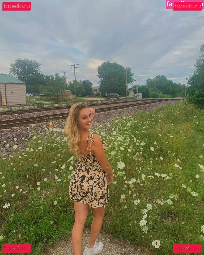 Gracie Diewald Onlyfans Photo Gallery 