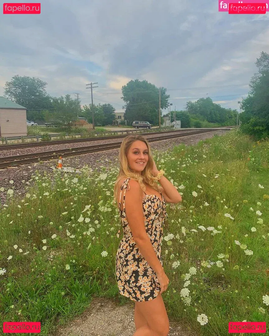 Gracie Diewald Onlyfans Photo Gallery 