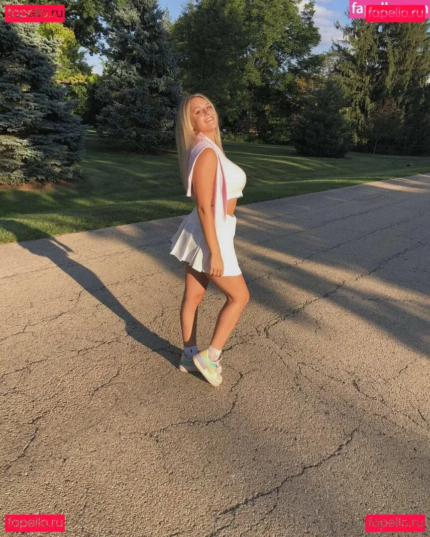 Gracie Diewald Onlyfans Photo Gallery 