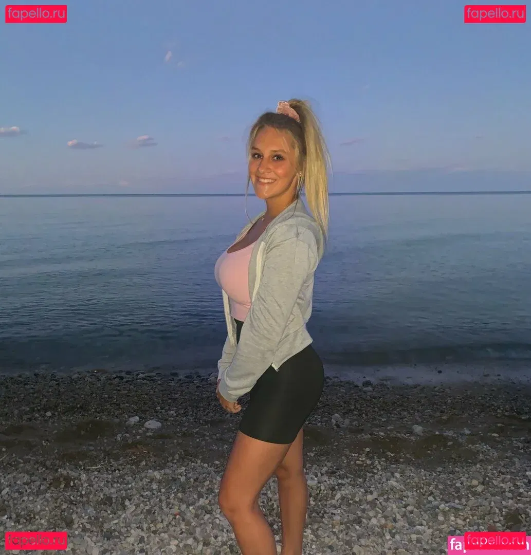 Gracie Diewald Onlyfans Photo Gallery 