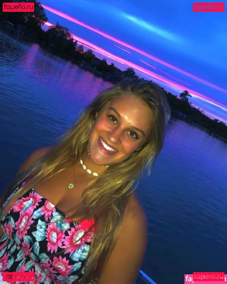 Gracie Diewald Onlyfans Photo Gallery 