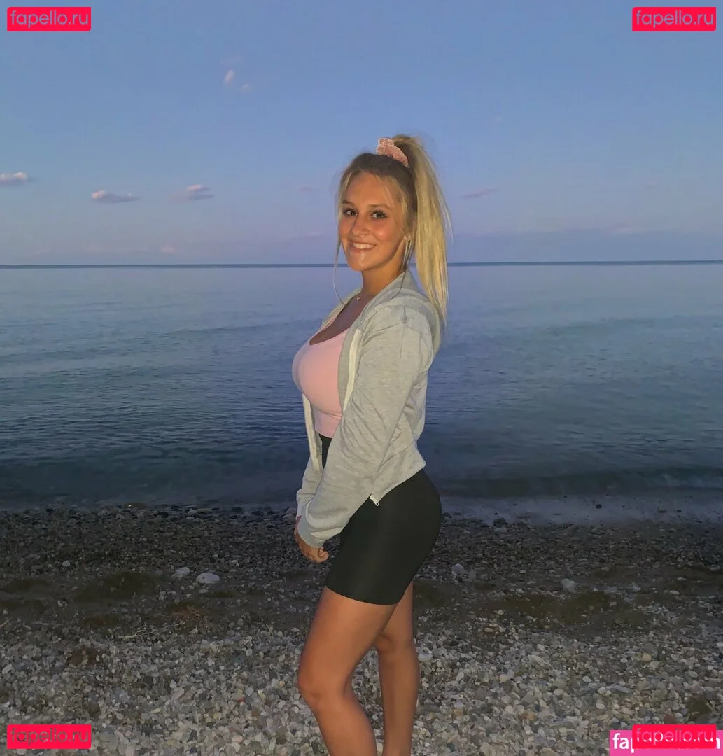 Gracie Diewald Onlyfans Photo Gallery 