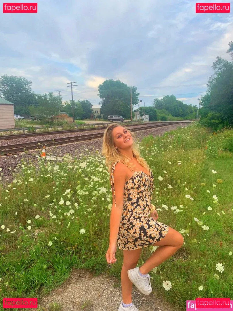 Gracie Diewald Onlyfans Photo Gallery 