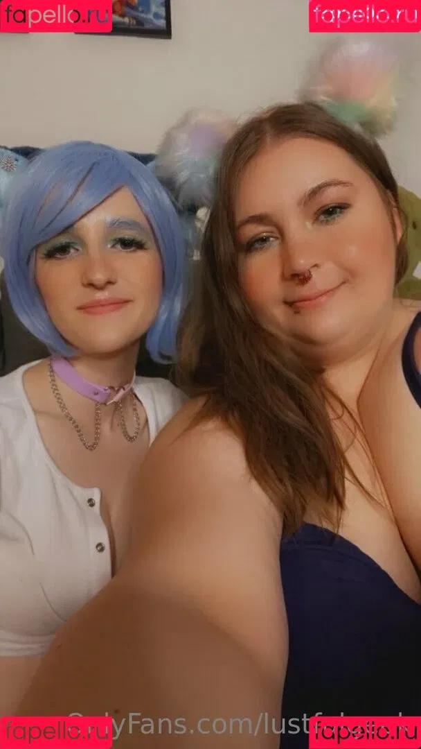 14_a_c_14 / abbyandcourtney / lustfulgeek Onlyfans Photo Gallery 