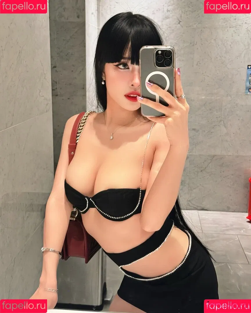 Pattaraporn / Rungsuksud / fon_pattrp / fonnnffonn Onlyfans Photo Gallery 