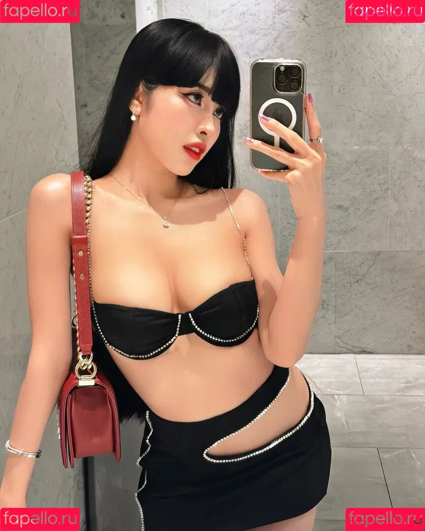 Pattaraporn / Rungsuksud / fon_pattrp / fonnnffonn Onlyfans Photo Gallery 