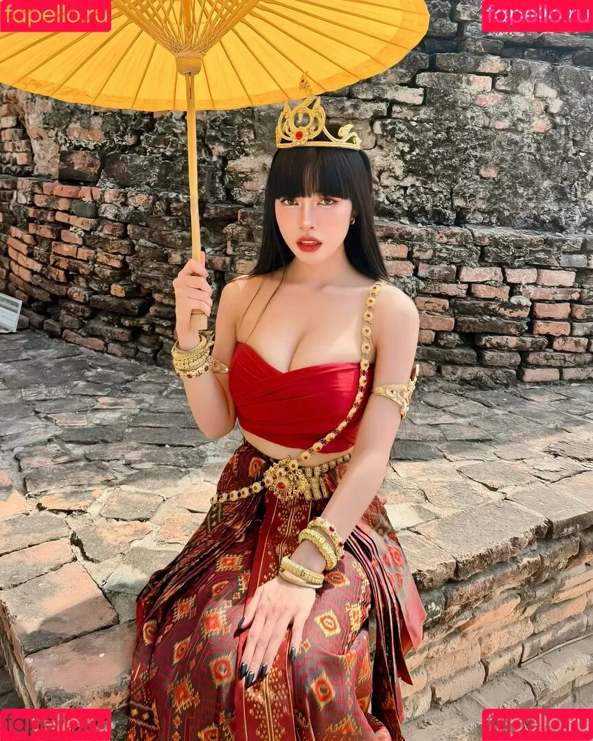 Pattaraporn / Rungsuksud / fon_pattrp / fonnnffonn Onlyfans Photo Gallery 